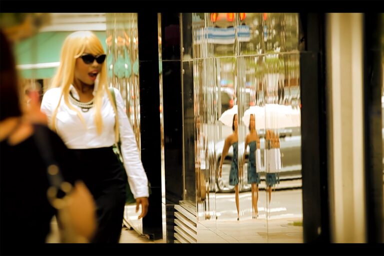 Cópia de Renata Felinto vídeo White Face Blonde Hair 2012 (2)